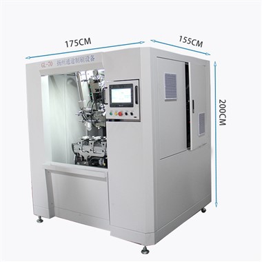 Troosni stroj s četkom za tufting s poklopcem